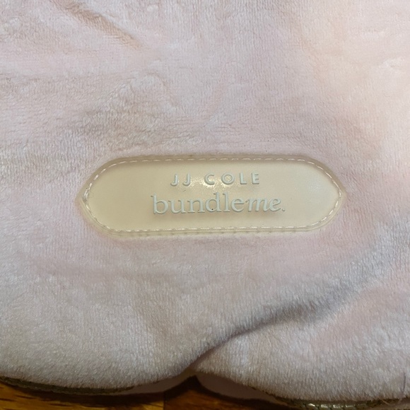 JJ Cole Bundleme infant car seat cozy - Picture 3 of 3